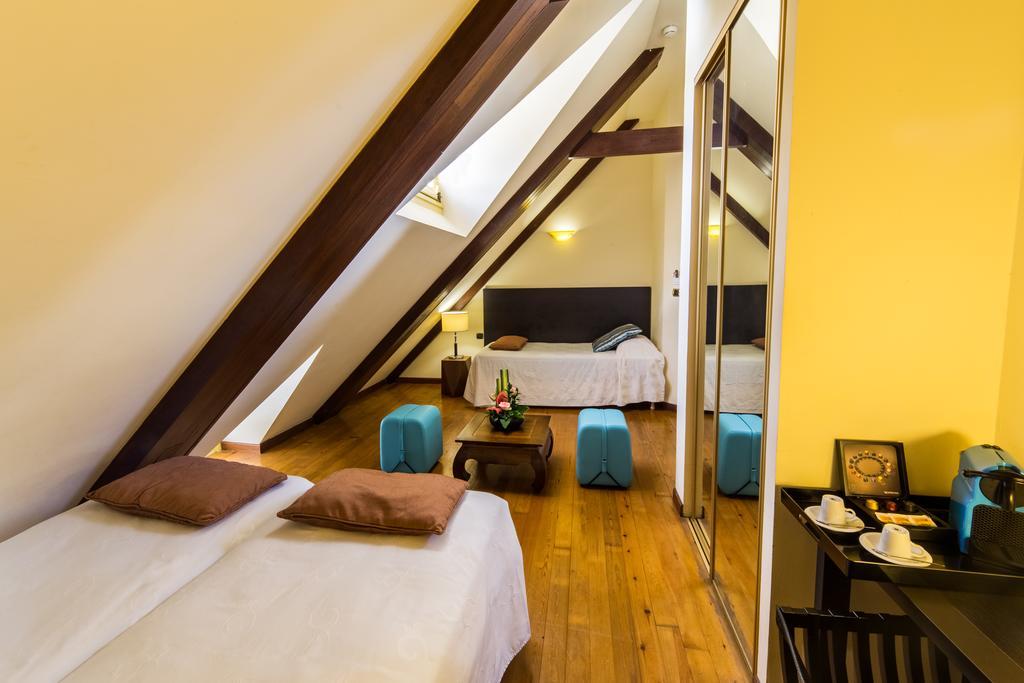 Le Juliette Dodu- Le Charme D'Un Monument Historique Hotel Сен Дьони Екстериор снимка