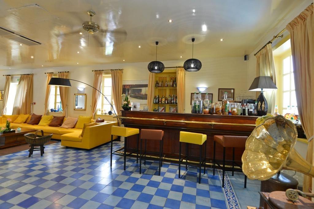 Le Juliette Dodu- Le Charme D'Un Monument Historique Hotel Сен Дьони Екстериор снимка